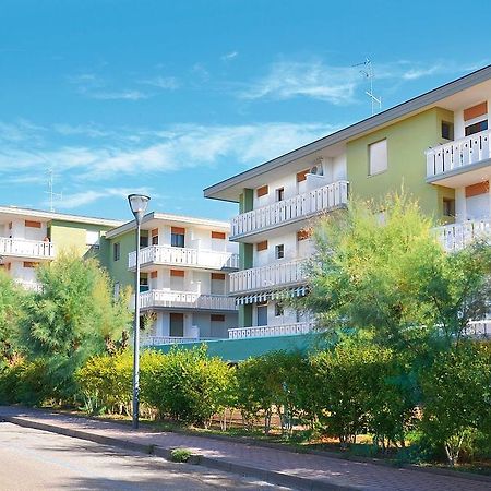 Appartamenti Diana Est Bibione Exteriör bild